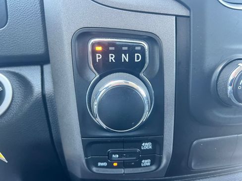 Used 2019 RAM 1500 ST w/ SXT Plus Group AWD/4WD image 23