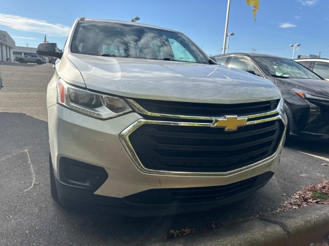 Used 2020 Chevrolet Traverse LS w/ LPO, Floor Liner Package FWD image 5