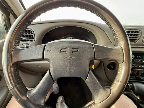 Used 2003 Chevrolet TrailBlazer LS w/ Preferred Equipment Group image 10