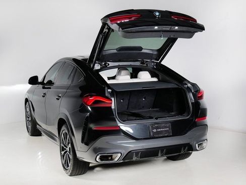 Used 2023 BMW X6 xDrive40i w/ M Sport Package AWD/4WD image 32