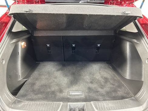 Used 2025 Chevrolet Trax LT w/ LT Convenience Package FWD image 19