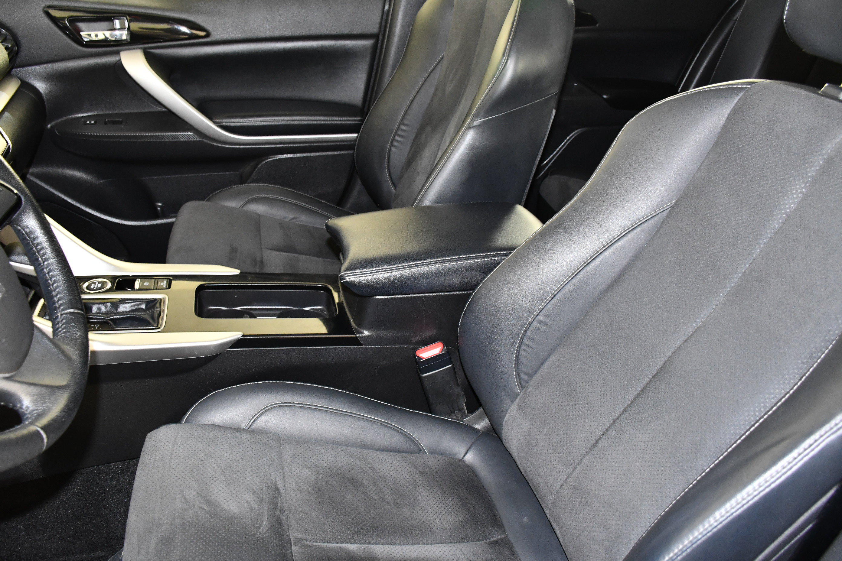 Used 2023 Mitsubishi Eclipse Cross SE AWD/4WD image 35