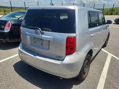 Used 2008 Scion xB FWD image 4