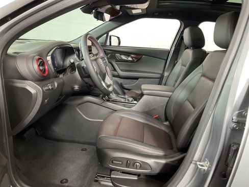 Certified 2023 Chevrolet Blazer RS w/ Driver Confidence II Package image 24