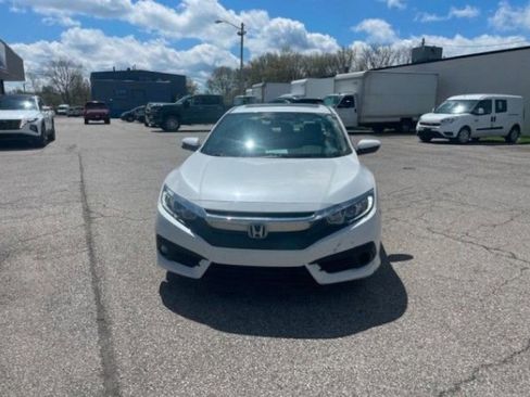Used 2017 Honda Civic EX image 12
