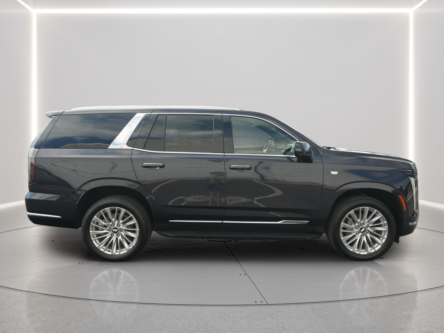 Used 2025 Cadillac Escalade Premium Luxury AWD/4WD image 6