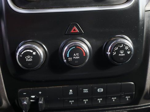 Used 2015 RAM 3500 Tradesman w/ Chrome Appearance Group image 30