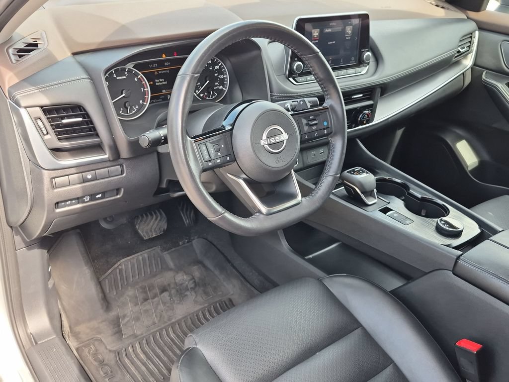 Certified 2023 Nissan Rogue SV w/ SV Premium B Package AWD/4WD image 11