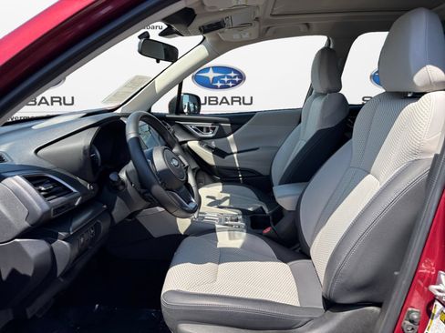 Used 2022 Subaru Forester Premium AWD/4WD image 10