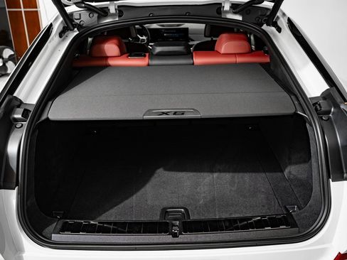 New 2026 BMW X6 xDrive40i w/ Climate Comfort Package image 23