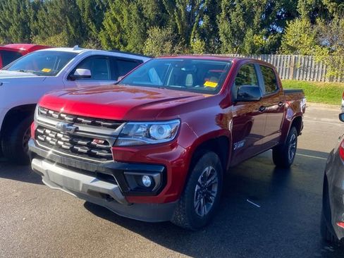 Used 2021 Chevrolet Colorado Z71 w/ Safety Package image 11