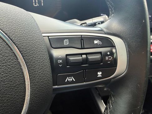 Used 2025 Kia K5 GT-Line w/ GT-Line Premium Package FWD image 13