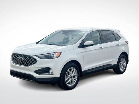 Used 2023 Ford Edge SEL w/ Convenience Package image 4