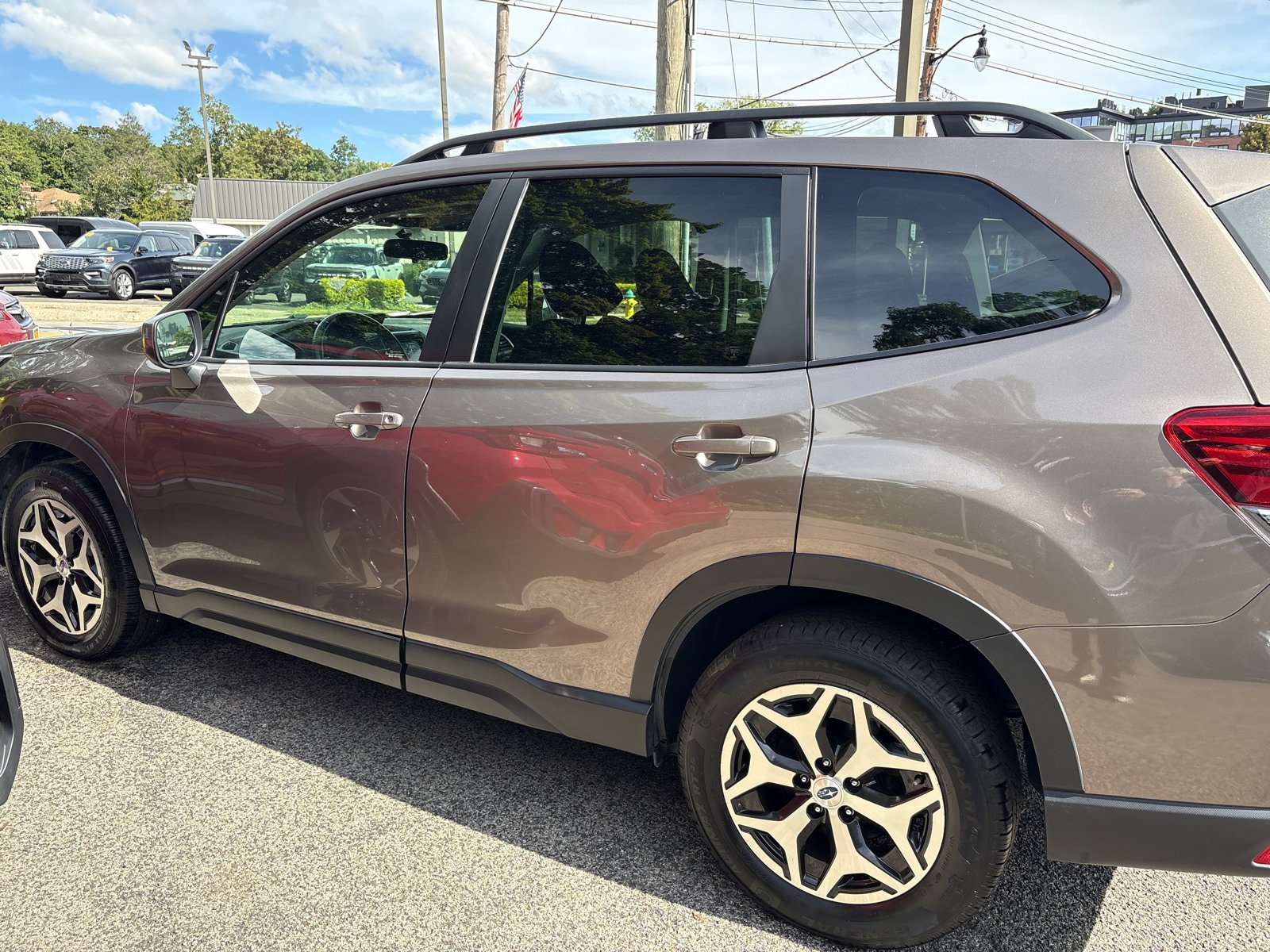 Used 2023 Subaru Forester Premium AWD/4WD image 4
