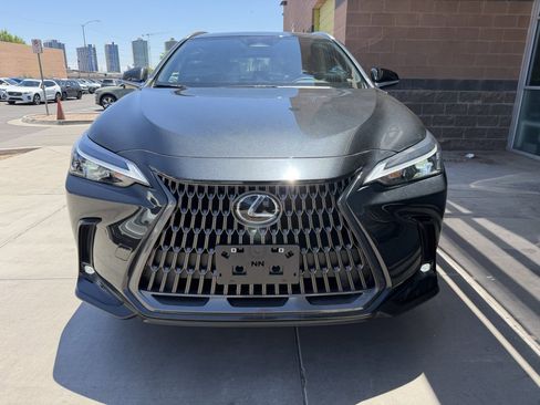 Used 2024 Lexus NX 250 FWD image 10