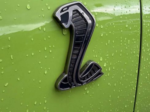 Used 2020 Ford Mustang Shelby GT500 w/ Technology Package image 21