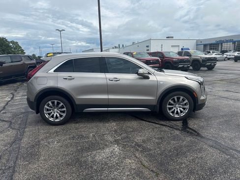 Certified 2023 Cadillac XT4 Premium Luxury FWD image 3