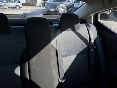 Used 2025 Nissan Versa SV FWD image 37