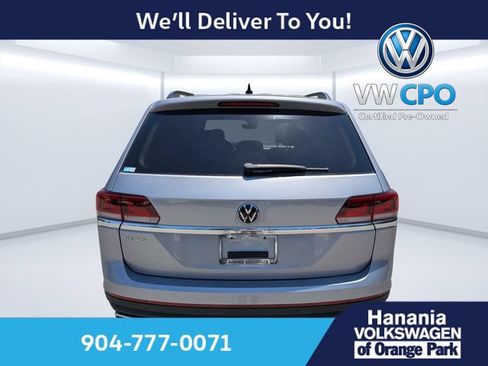 Certified 2023 Volkswagen Atlas SE w/ Black Wheel Package FWD image 4