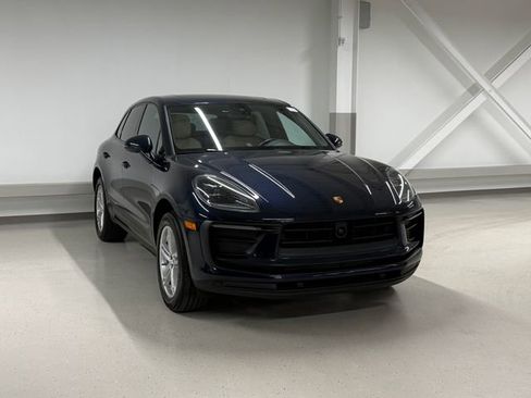 Certified 2023 Porsche Macan AWD/4WD image 7