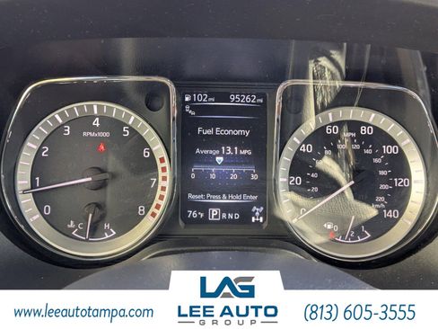 Used 2018 Nissan Titan SL image 26