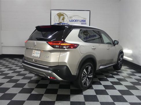 Used 2021 Nissan Rogue Platinum AWD/4WD image 10