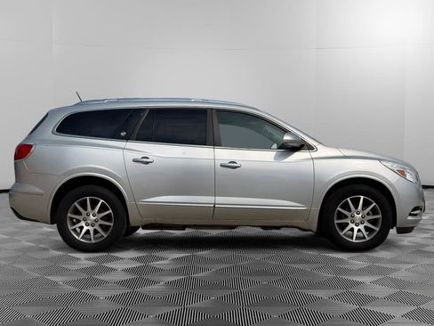 Used 2017 Buick Enclave Leather w/ Trailering Package AWD/4WD image 2