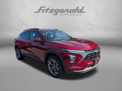 Used 2025 Chevrolet Trax LT