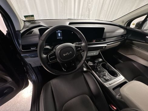 New 2026 Kia Carnival image 15