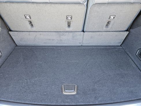 New 2025 Cadillac Escalade IQ Luxury 2 image 25