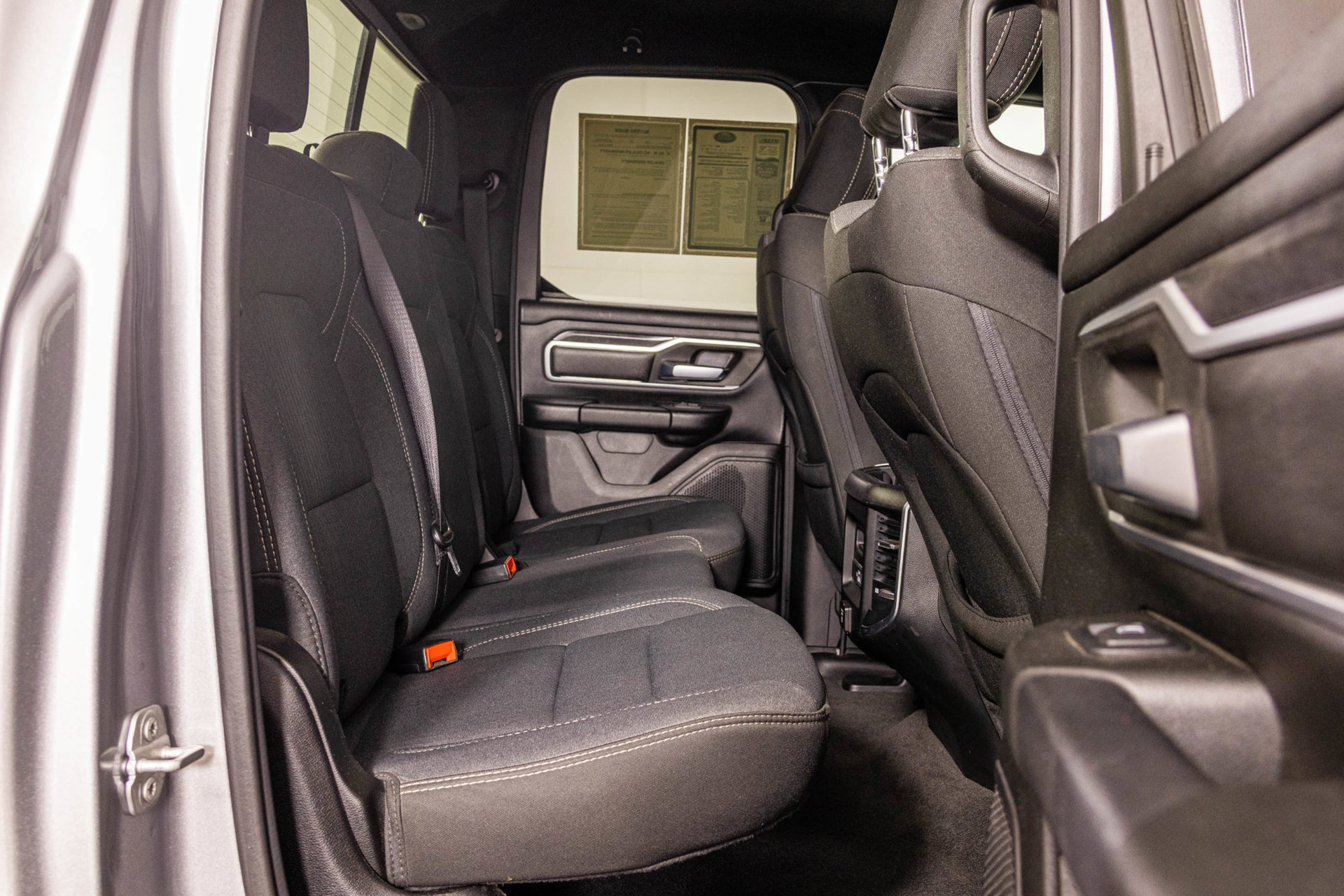 Used 2022 RAM 1500 Big Horn AWD/4WD image 45
