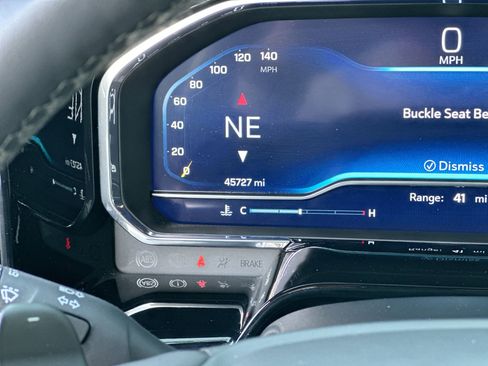 Certified 2024 Chevrolet Silverado 1500 High Country w/ Technology Package image 32