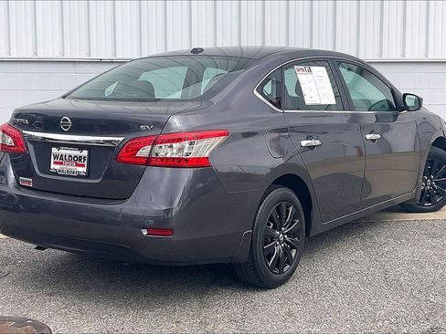 Used 2015 Nissan Sentra SV FWD image 17