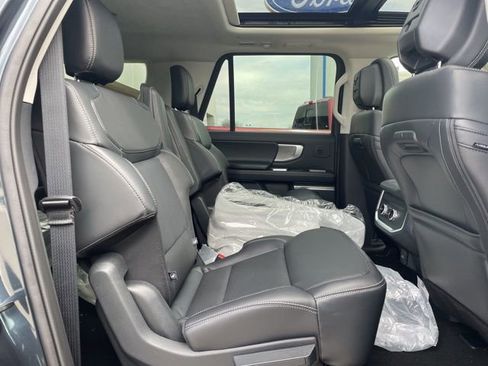 New 2026 Ford Expedition Max Platinum AWD/4WD image 16
