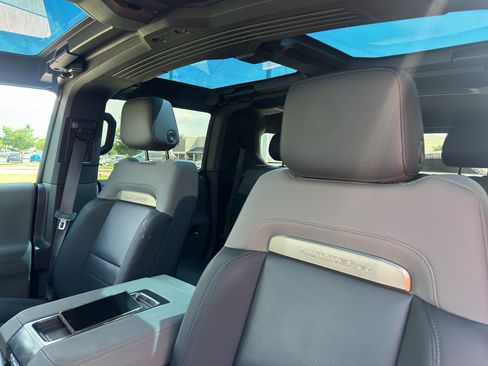 Used 2024 GMC Hummer EV 3X AWD/4WD image 21