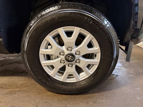 Used 2025 Toyota Tacoma SR5 image 29