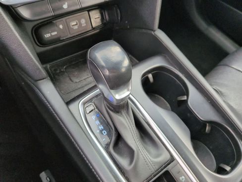 Used 2020 Hyundai Santa Fe SEL w/ Convenience + Premium Package image 30