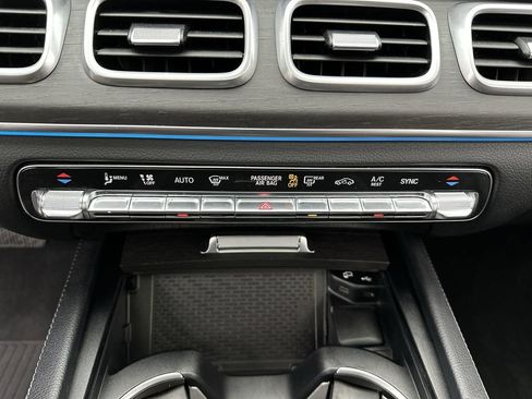 Used 2020 Mercedes-Benz GLS 450 4MATIC image 19