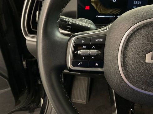 Used 2024 Kia Sorento S AWD/4WD image 12