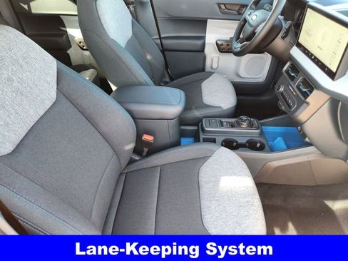 New 2025 Ford Maverick XLT image 14