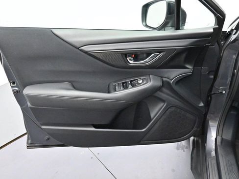 Used 2022 Subaru Outback Premium AWD/4WD image 11