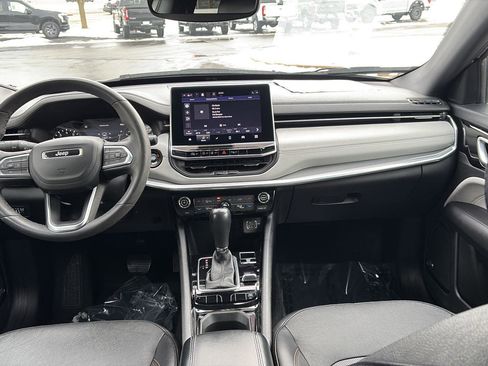 Used 2023 Jeep Compass Limited w/ Elite Group image 7