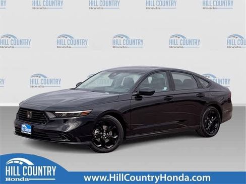 Used 2025 Honda Accord SE image 1