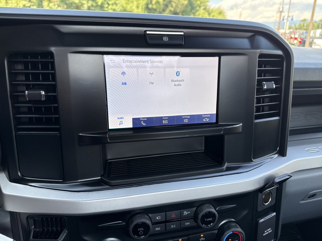 New 2026 Ford F350 XL w/ 360-Degree Camera Package RWD image 26