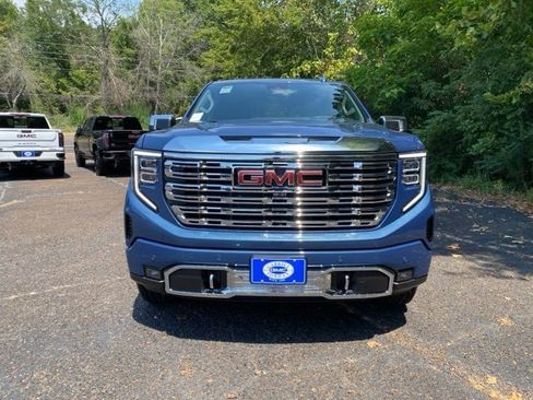 New 2026 GMC Sierra 1500 Denali w/ Denali Reserve Package image 2