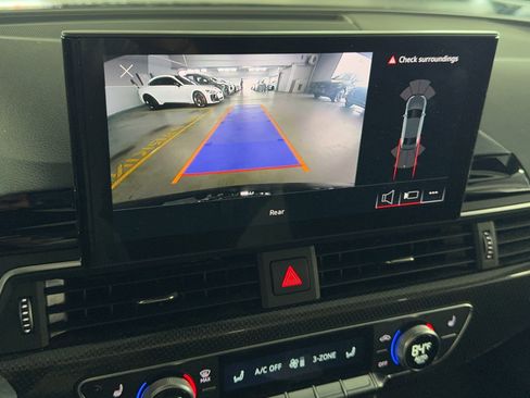 Used 2024 Audi S4 Premium image 24