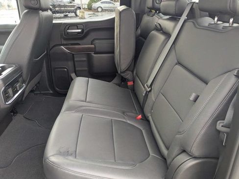 Used 2022 GMC Sierra 1500 SLT w/ SLT Premium Plus Package AWD/4WD image 14