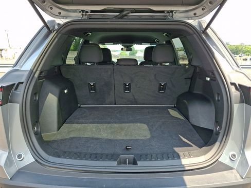 Used 2025 Chevrolet Equinox LT FWD image 30