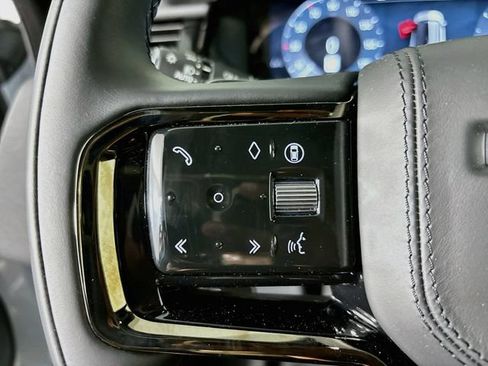 New 2026 Land Rover Range Rover Velar S AWD/4WD image 10