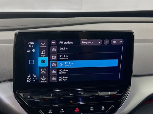 Used 2022 Volkswagen ID.4 Pro RWD image 19